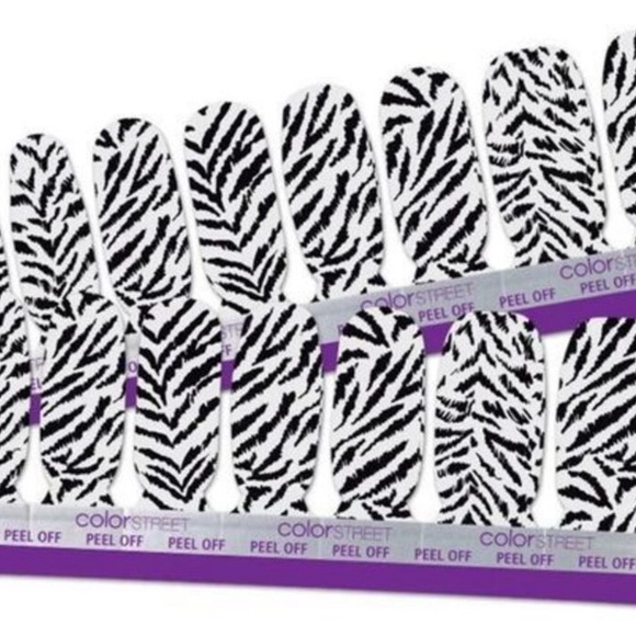 Color Street | A Roaring Good Time, tiger stripe design, clear overlay - Picture 2 of 3